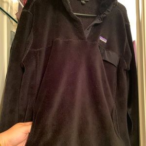 Ladies XL black Patagonia. Smoke free very clean home.